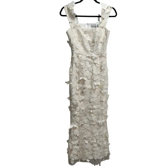 scarlett midi dress in cream elliatt NEW NWT Elliatt Scarlett Butterfly Midi Dress In Cream is available for  purchase on au PAY Market - Imported Goods Online Store Co.Ltd. | au PAY  Market